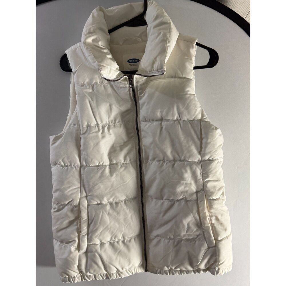 Old Navy Women’s Medium M White Puffer Vest Full Zip Quilted